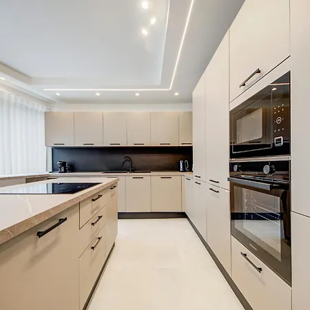 Modern 2-bed In Near Mellieħa